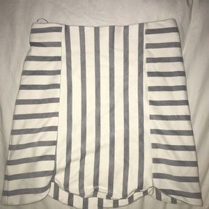 Super cute mini skirt TOP SHOP